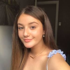 Meet your Posher, Kaya